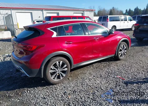 2017 Infiniti Qx30 Premium z USA, uszkodzony, nr VIN SJKCH5CR8HA026605